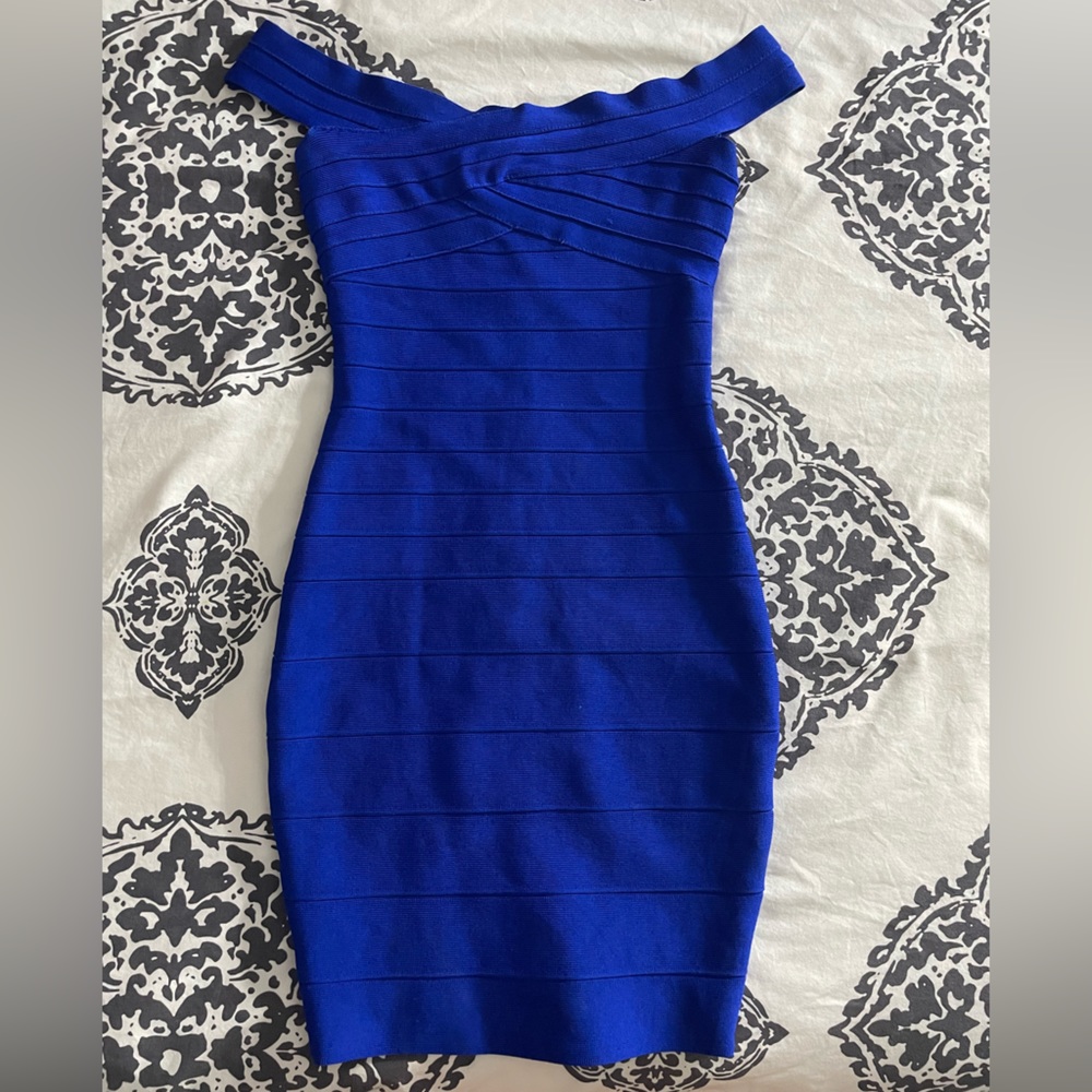 Katie J Bandage blue dress. So cute and sexy. Bright blue body con.